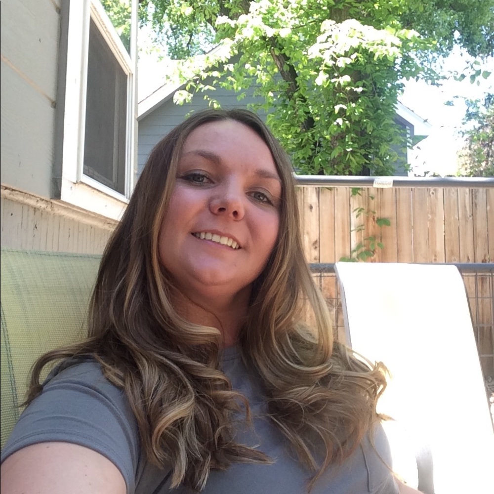 Meet your Posher, Janelle